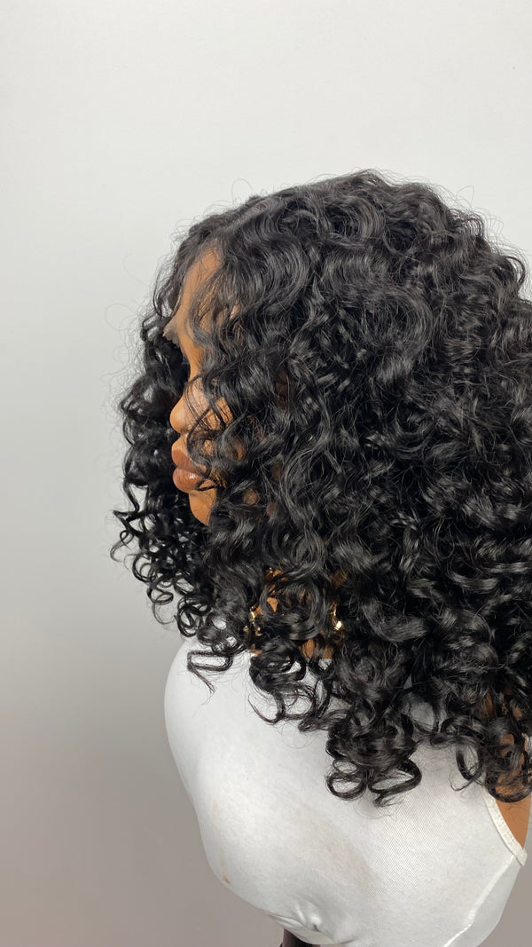 Tyla Curly wig| | T-part | Black